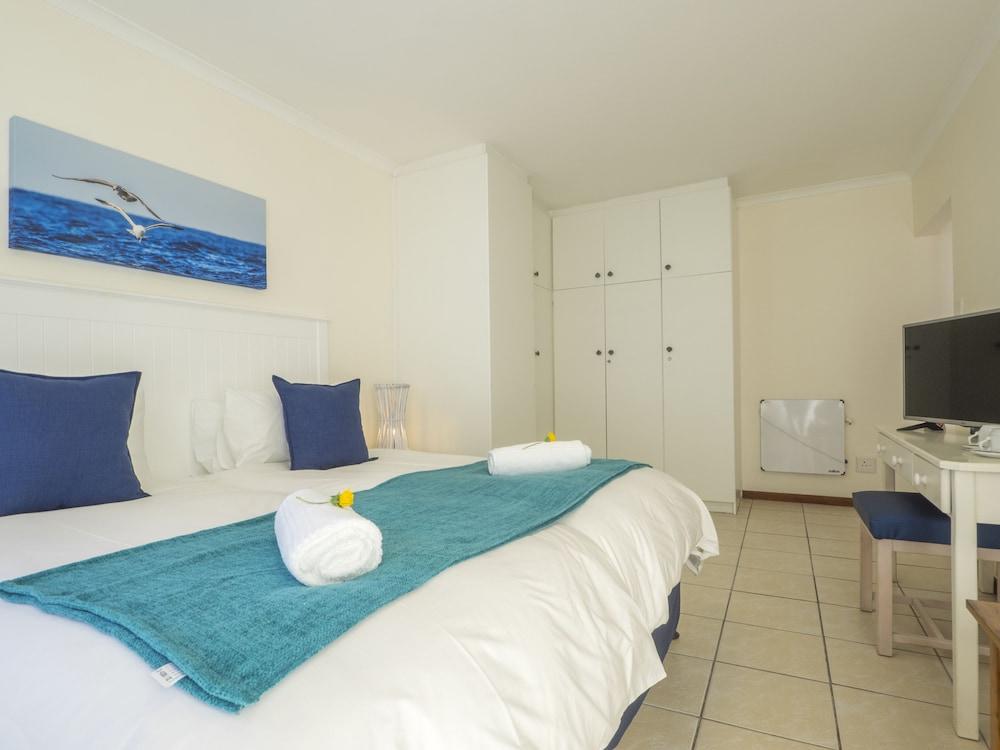 Shining Waters Guest House Уилдърнес Екстериор снимка
