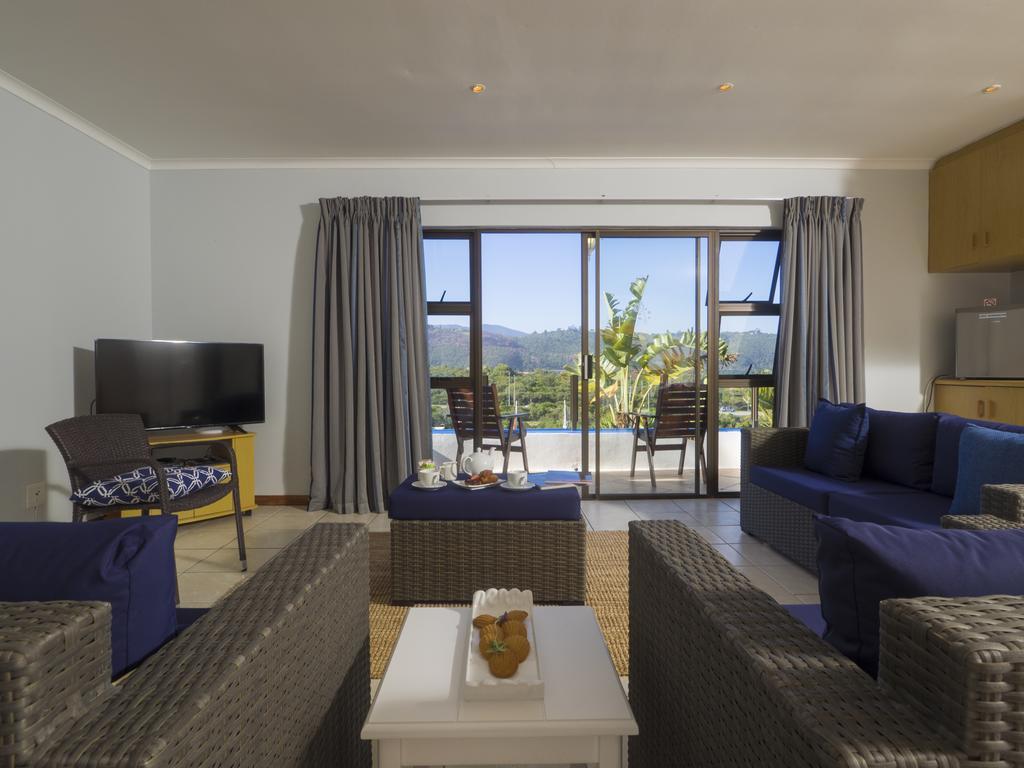 Shining Waters Guest House Уилдърнес Екстериор снимка